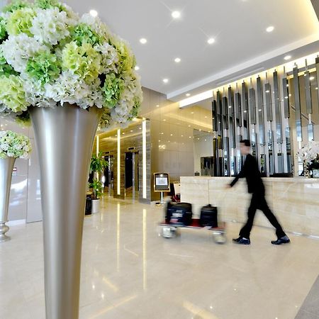 Royal Ambassador - Al Yal Suites Manama Dış mekan fotoğraf