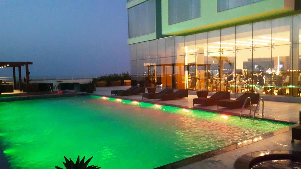 Royal Ambassador - Al Yal Suites Manama Dış mekan fotoğraf